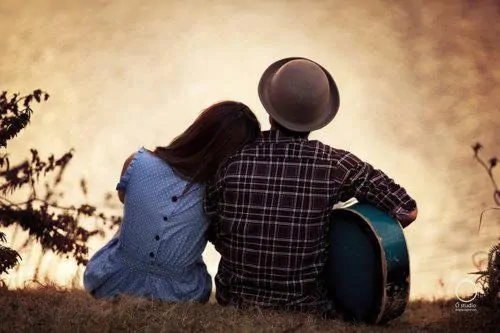 Anh ấy đối cử với bạn gái trước đây của mình như thế nào