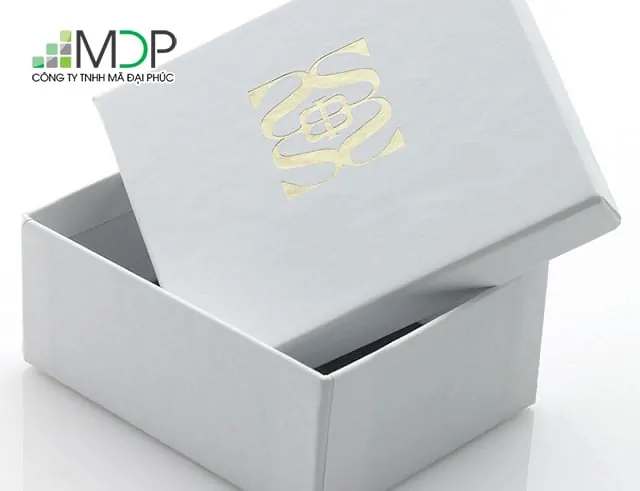 Chất liệu giấy in vỏ hộp là một trong những tiêu chí cần đảm bảo