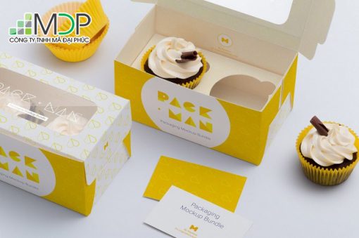 In vỏ hộp bóng kính được sử dụng nhiều đối với những sản phẩm bánh cupcake. Với chất lượng giấy vỏ hộp đảm bảo yêu cầu và chất lượng