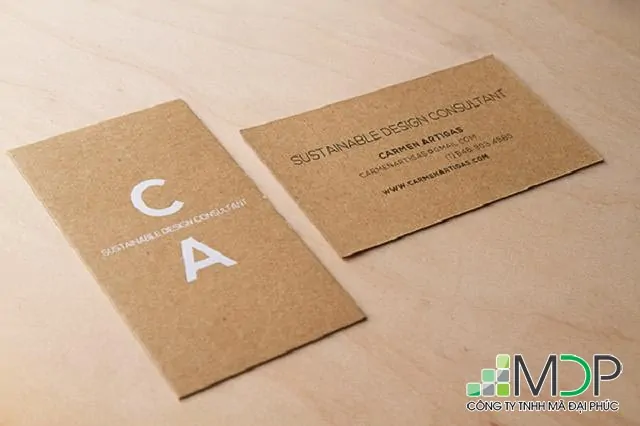 Mẫu name card làm từ chất liệu gỗ