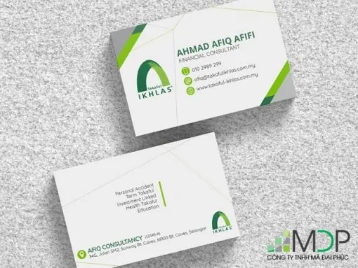 Màu sắc chủ đạo của tấm thẻ là màu sắc đặc trưng của công ty