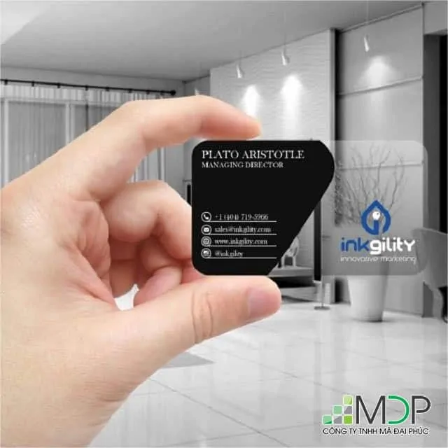 Name card làm từ nhựa trong suốt