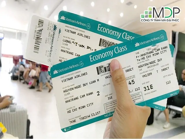 Vé là một danh từ nói chung để chỉ các loại giấy có giá trị thông tin dùng cho mục đích “vào cửa”.